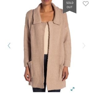 Notch collar sweater coat size M